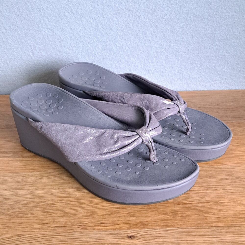 Vionic Women’s 9 Atlantic Arabella Lavender Leather Wedge Sandals EU 41 Thongs
